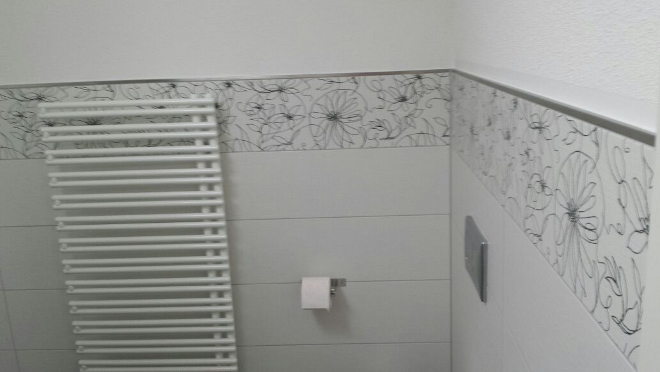 Heizung & Fliesen – Handtuchheizkörper